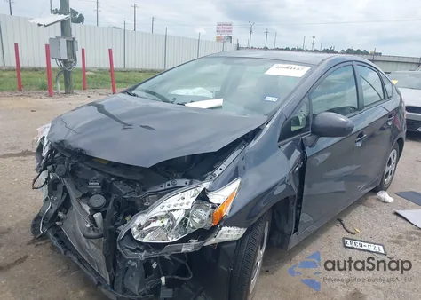 2013 Toyota Prius Three z USA, uszkodzony, nr VIN JTDKN3DU6D1691608